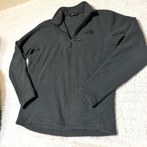 The north face men’s medium half zip pullover fleece jacket